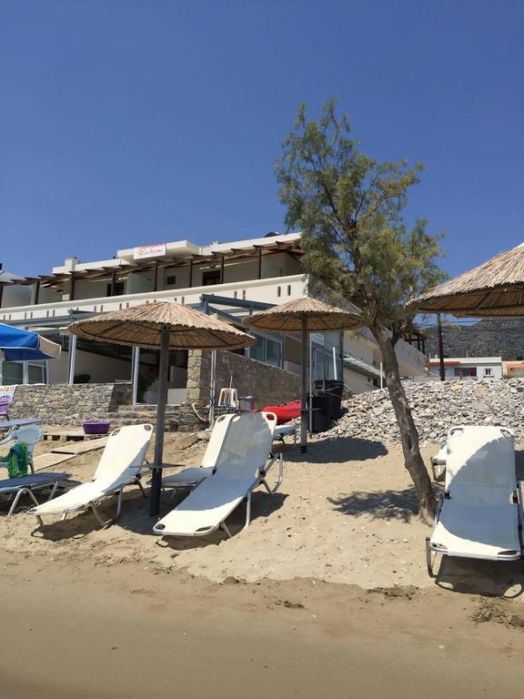 Eva Rooms Makrýgialos Exterior foto