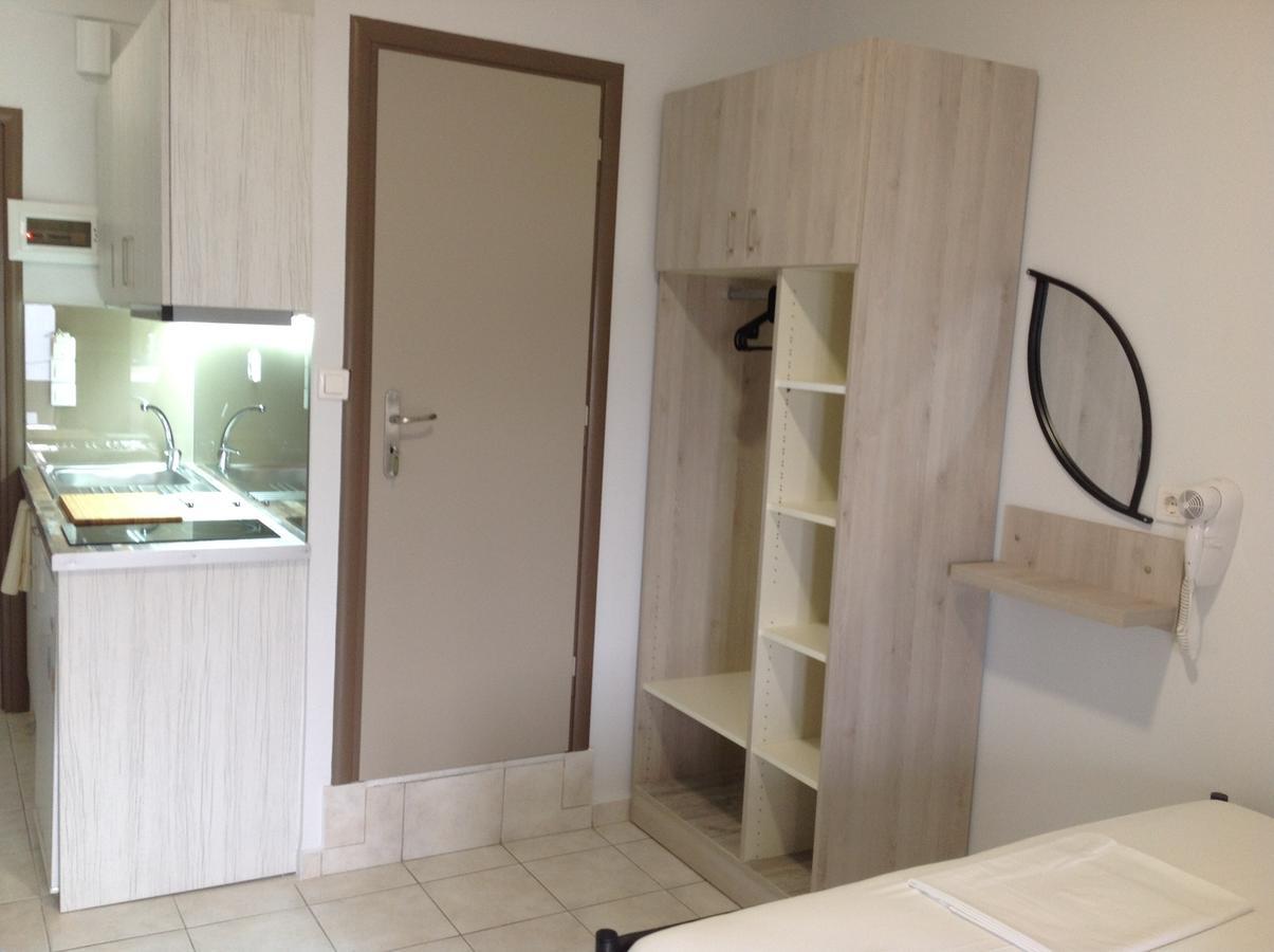 Eva Rooms Makrýgialos Exterior foto
